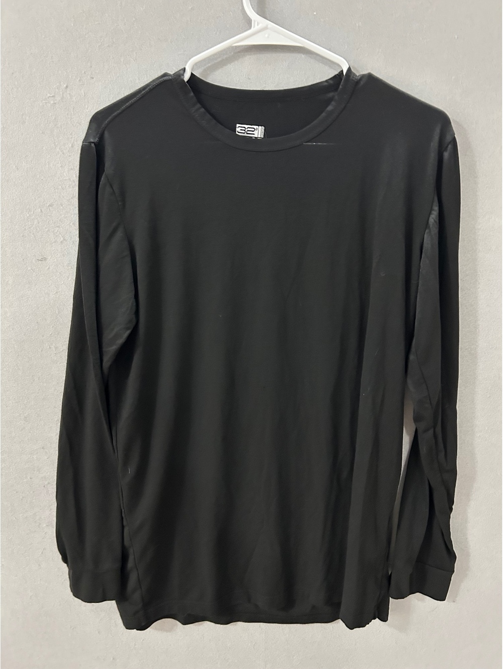 32 Degrees Heat Black Long Sleeve T-Shirt Size Large